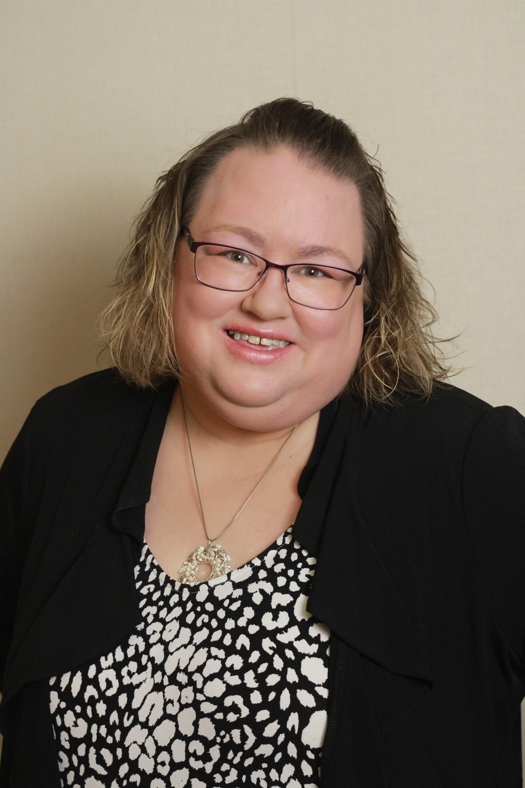 Sara Ruppel headshot